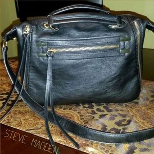 Steve Madden Black purse
