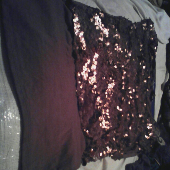 Top - Picture 1 of 1