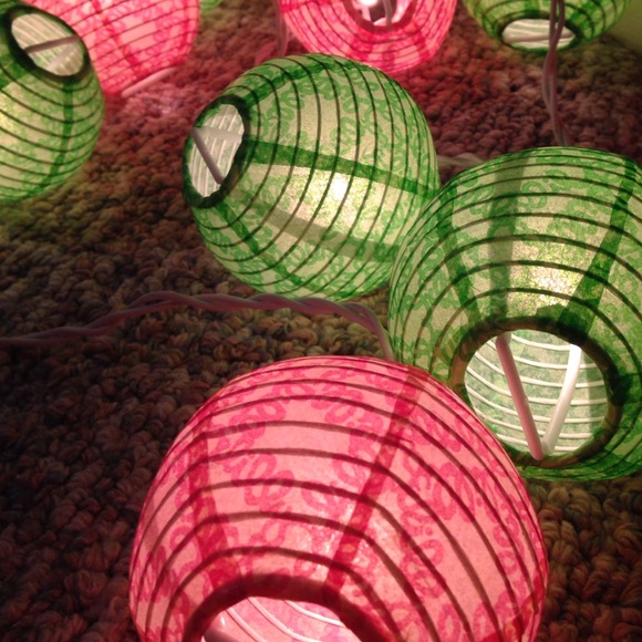 Lilly Pulitzer Lantern strand