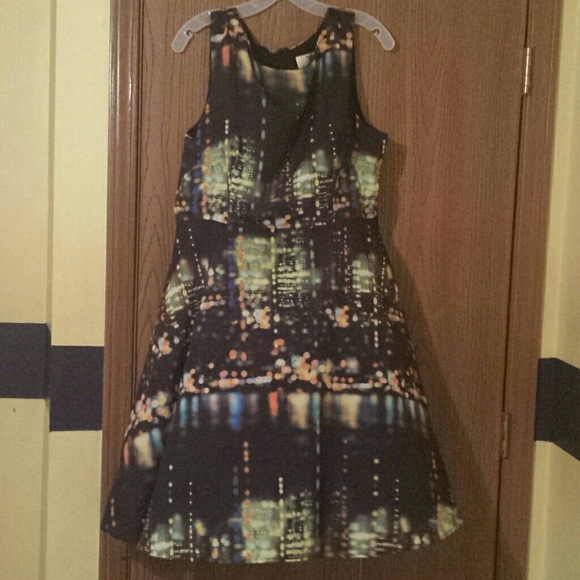ModCloth Dresses & Skirts - Really Neat Cityscape Dress