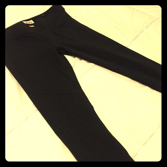 Brand New Yoga Pants/ Leggings