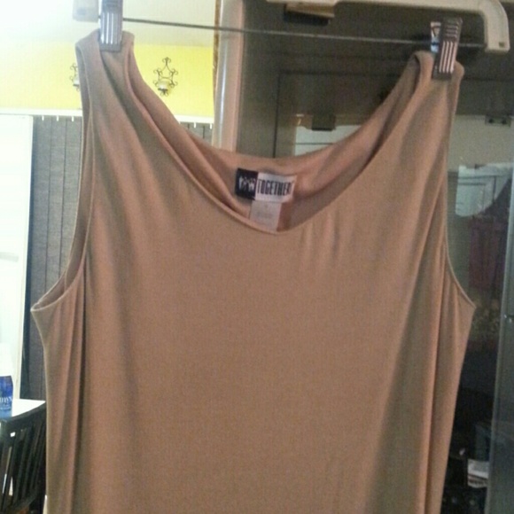 Beautiful fringe bottom dress - Picture 3 of 3