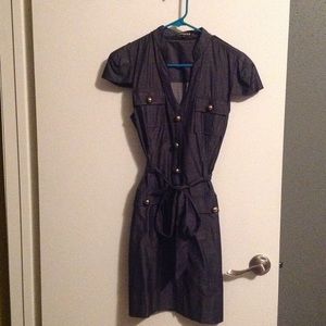 Chambray cap sleeve with gold buttons