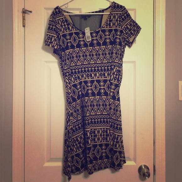 Forever 21 tan and black dress.