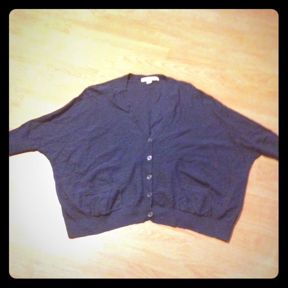 Blue quarter sleeve cardigan