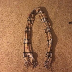 Fake Burberry scarf