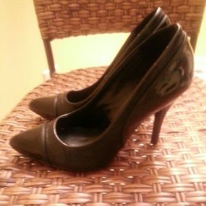 Vera Wang Black Heels (Simply Vera)