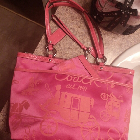 Coach set