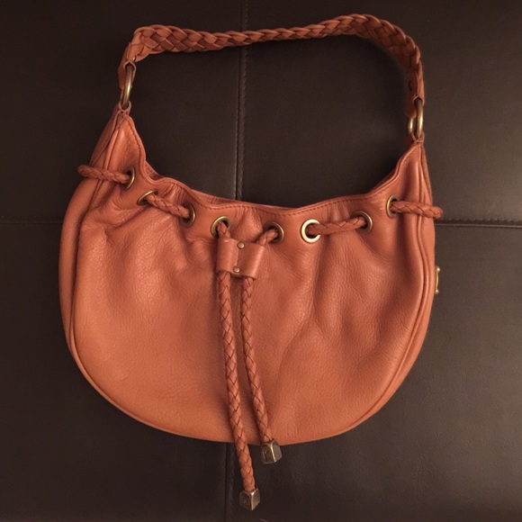 Summer clutch