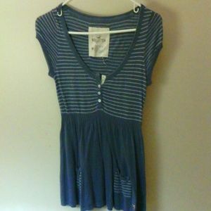 Blue hollister shirt