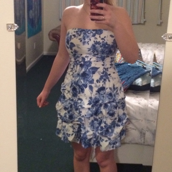 Blue flower strapless