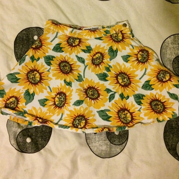 American apparel sunflower skirt