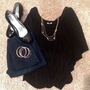 Black batwing dolman professional short sleeve top