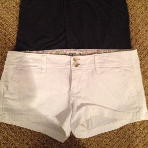 American Eagle White Shorts