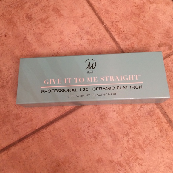 Leyla Milani hair straighter