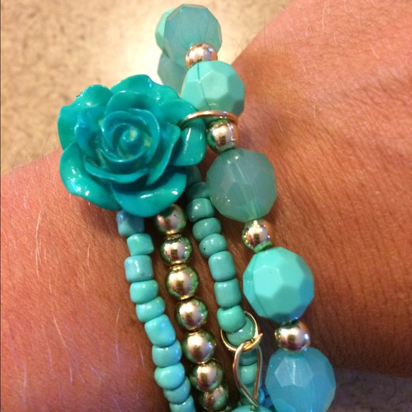 Jewelry - Bracelet 💚