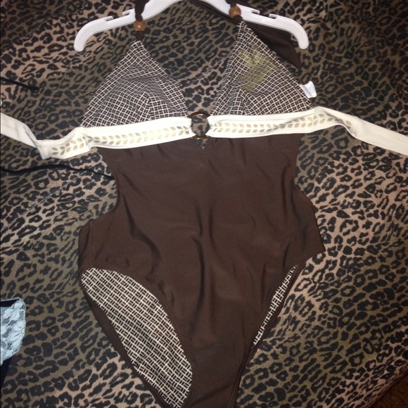 Swim suit