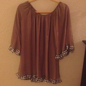 NWOT Adorable Boutique Chiffon Tunic