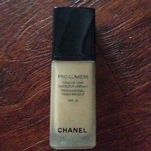 Chanel Pro Lumiere makeuP