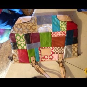 Non authentic coach tote bag.