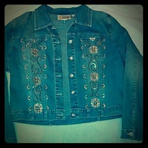 NEVER WORNGorgeous jean jacket w/ swarovski detail