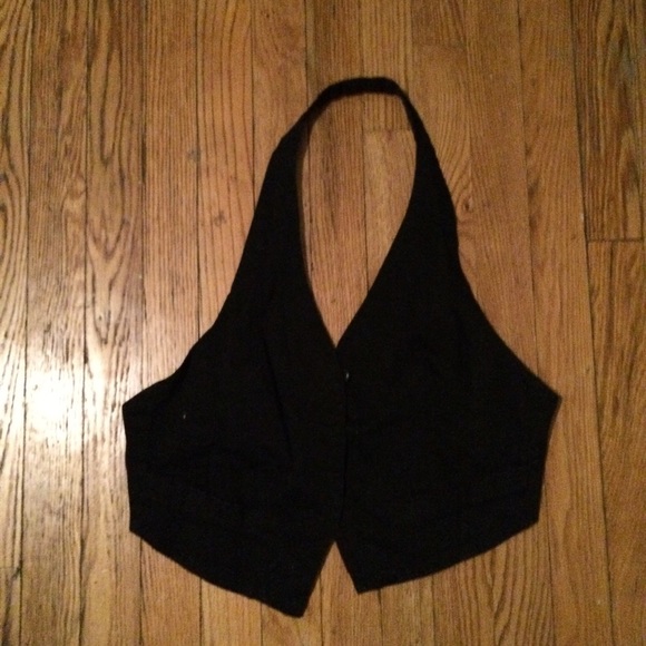 Black vest👚