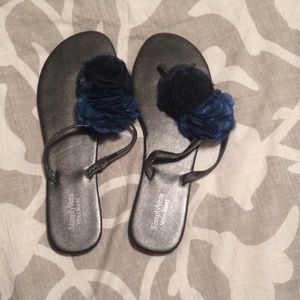 Simply Vera blue flower sandals