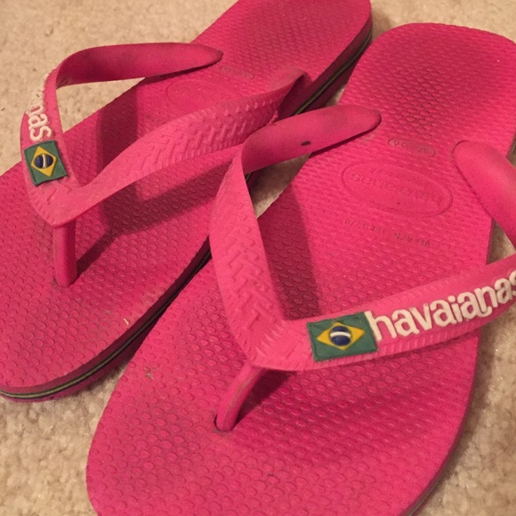 Hot pink Brazilian Havaianas! - Picture 2 of 3