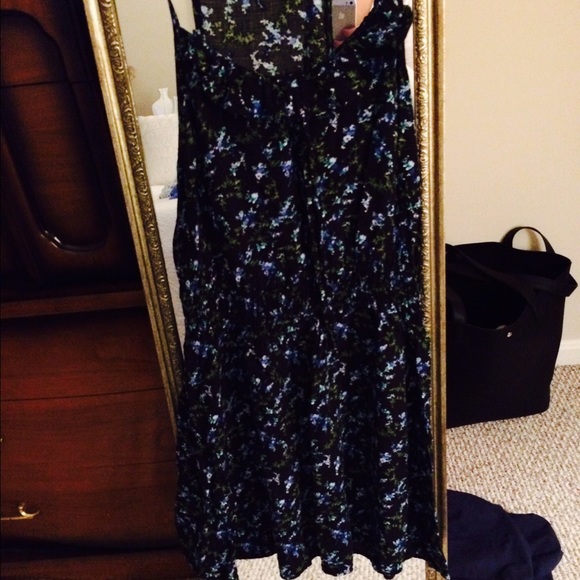 Mossimo floral sundress - Picture 3 of 4