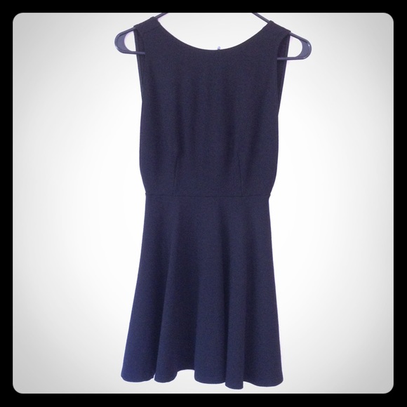 American Apparel Dresses & Skirts - American Apparel Versatile back Or Front Dress