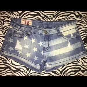 Denim shorts. American flag print.