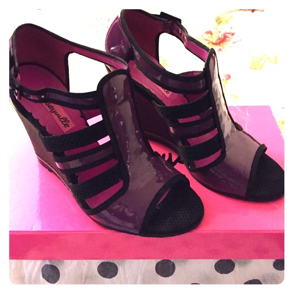 Betsy Johnson Purple Jay Wedge Heels