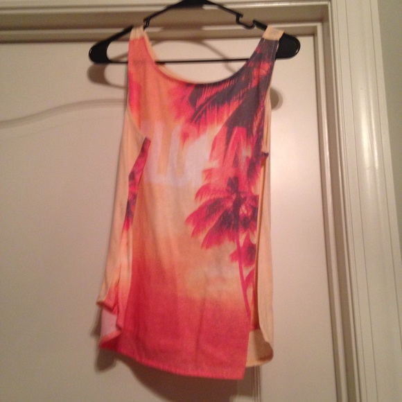 "Aloha" crop tank