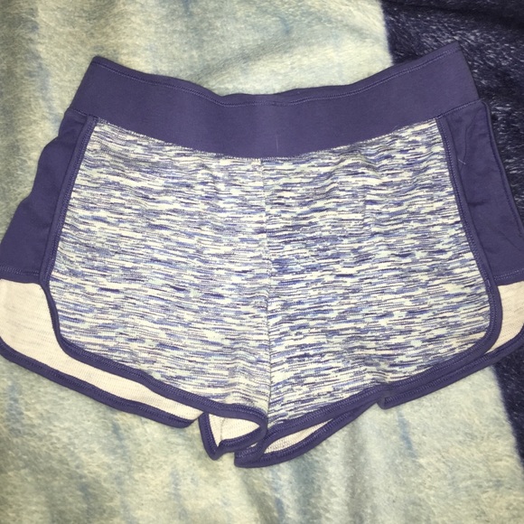 Victoria's Secret shorts - Picture 1 of 2