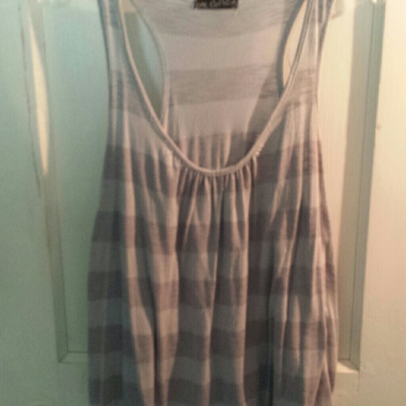 Top - Picture 1 of 1