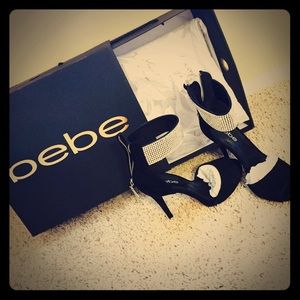 Gorgeous, BeBe stilettos!
