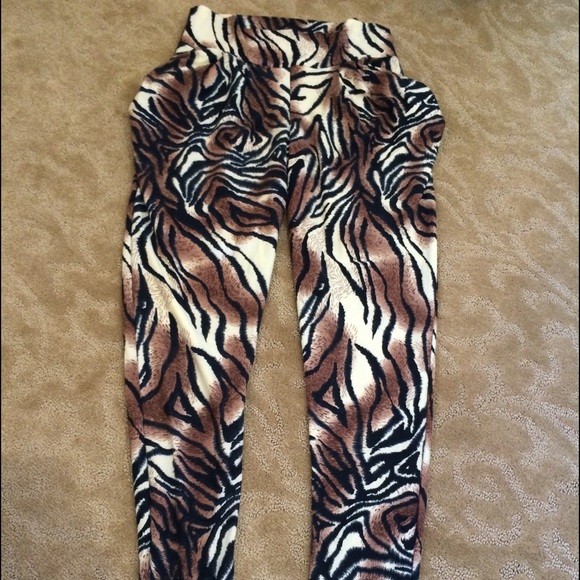 Love culture baggie leggings