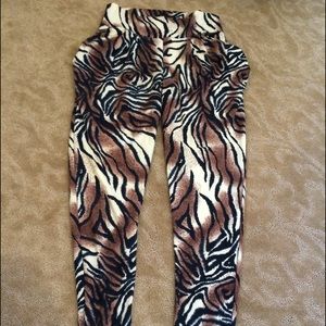 Love culture baggie leggings