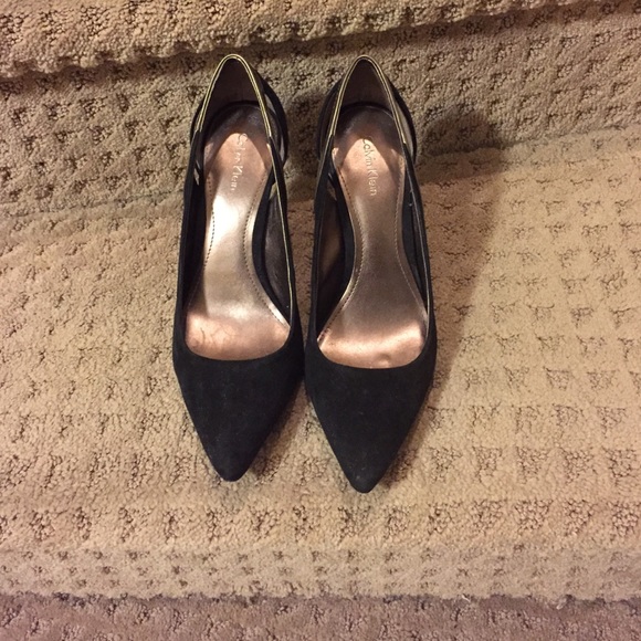 Calvin Klein black pumps