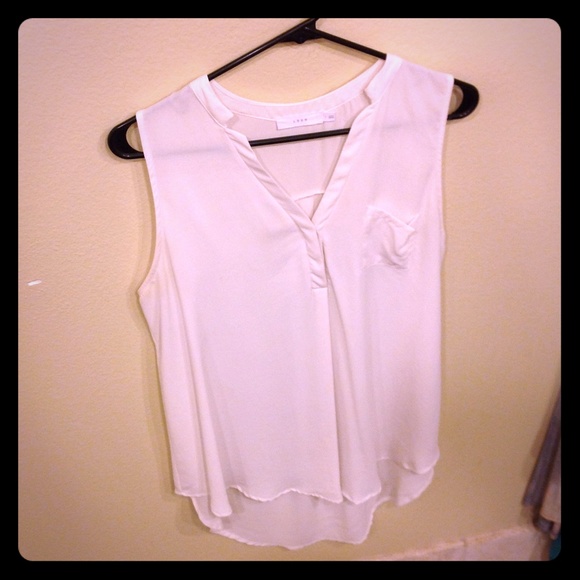 Lush Sleeveless Blouse