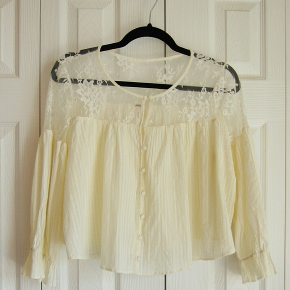 Free People Tops - Free People Cropped Lace Boho Top
