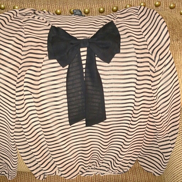 **@SOLD**@Brown/black stripes top
