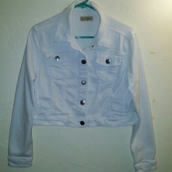 Jackets & Blazers - White denim jacket.