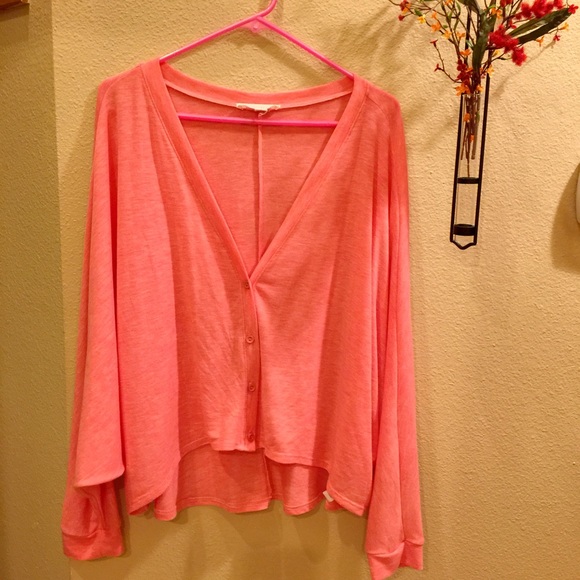 SOLD!!! In bundle Painted threads sweater