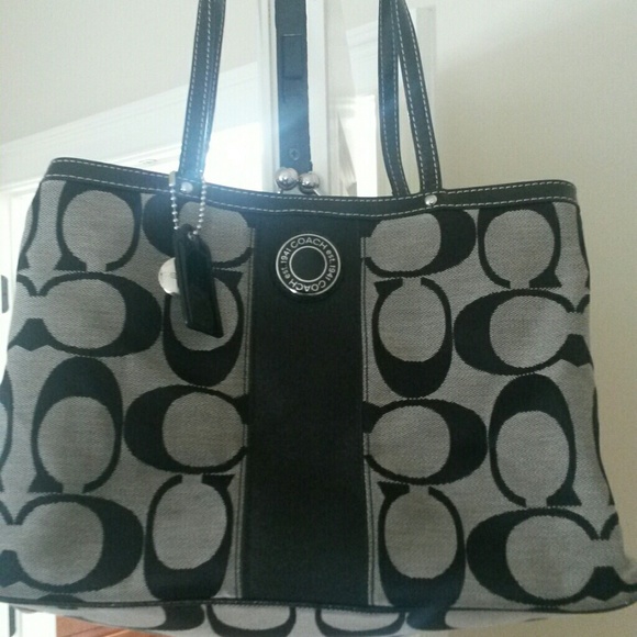 Black/grey Coach purse