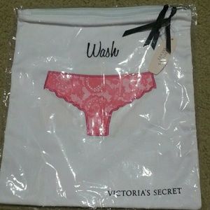 Wash and Wear Lingerie Bag set