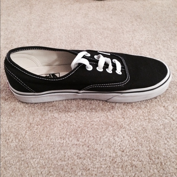Black Classic Vans