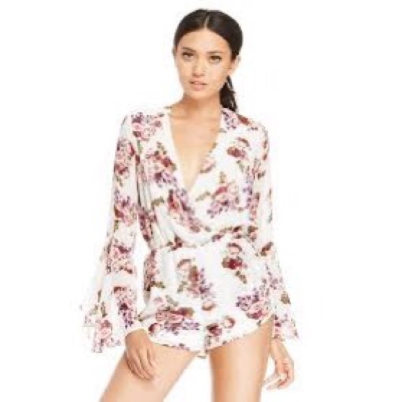 Floral bell sleeve romper