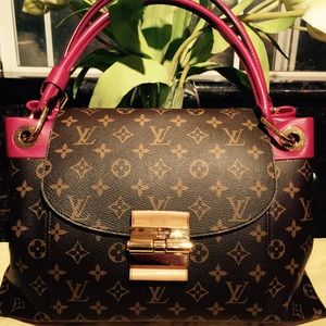 Louis Vuitton hand bag ( sharing)