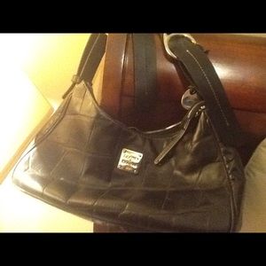 Dooney and Bourke black leather shoulder purse